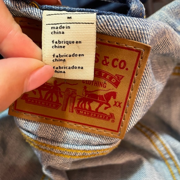 Medium Levi’s Original Trucker Jean Denim Jacket - Picture 6 of 10